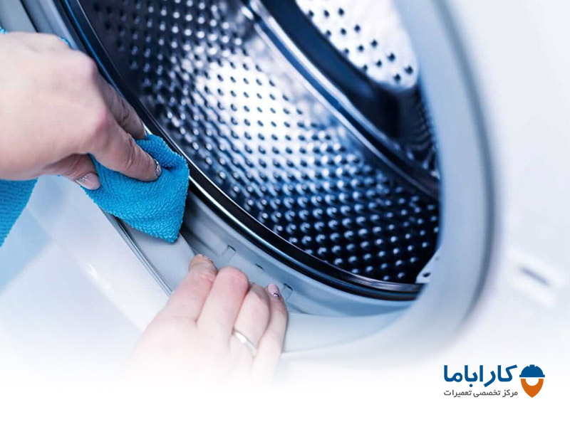 تمیز کردن داخل ماشین لباسشویی